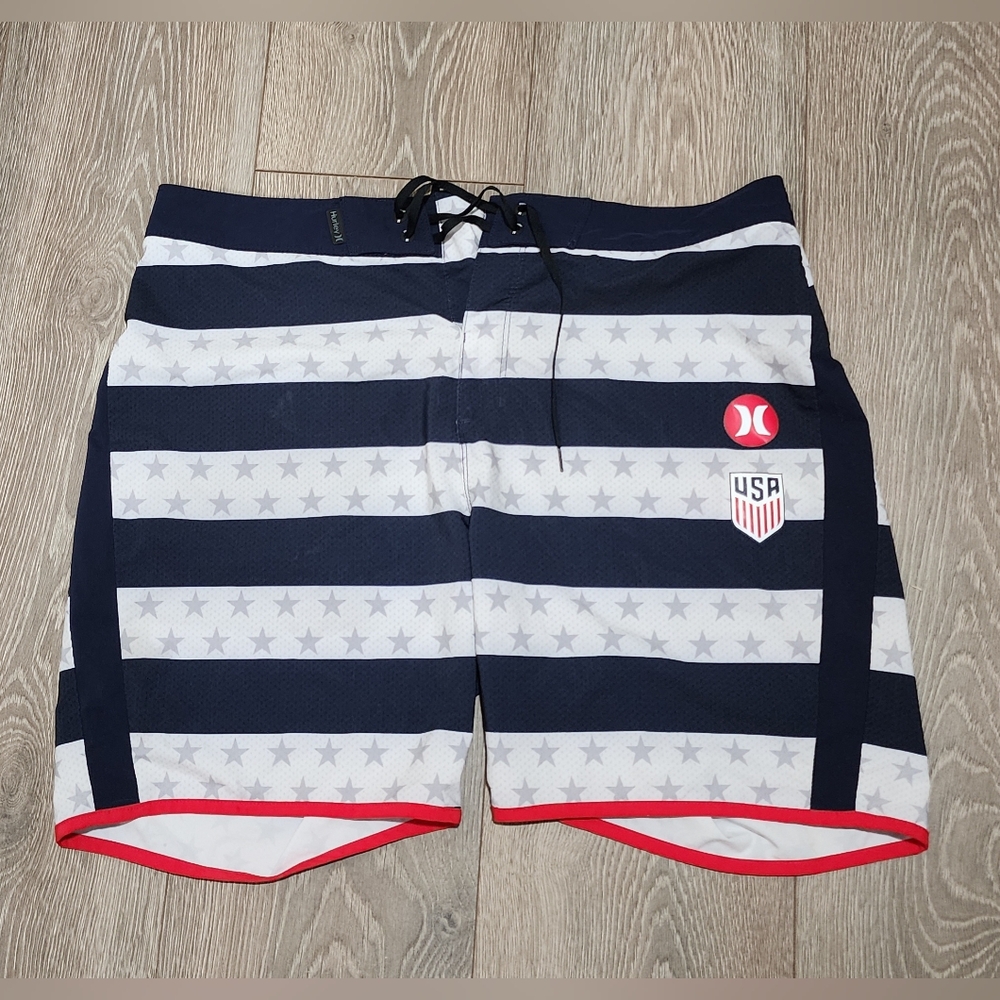 Hurley USMNT Phantom Boardshorts Men’s Size 34